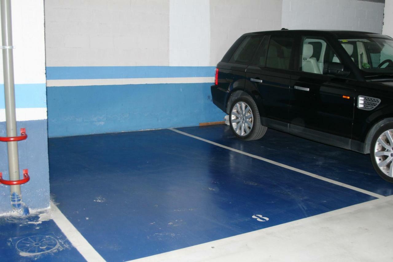 Apartamento Malaga Centro Y Playa-Parking Exterior photo