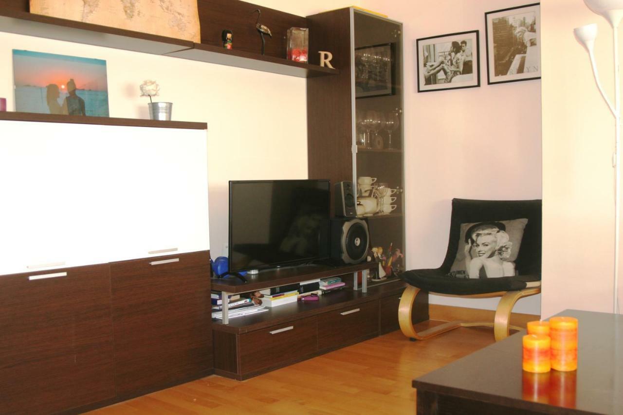 Apartamento Malaga Centro Y Playa-Parking Exterior photo