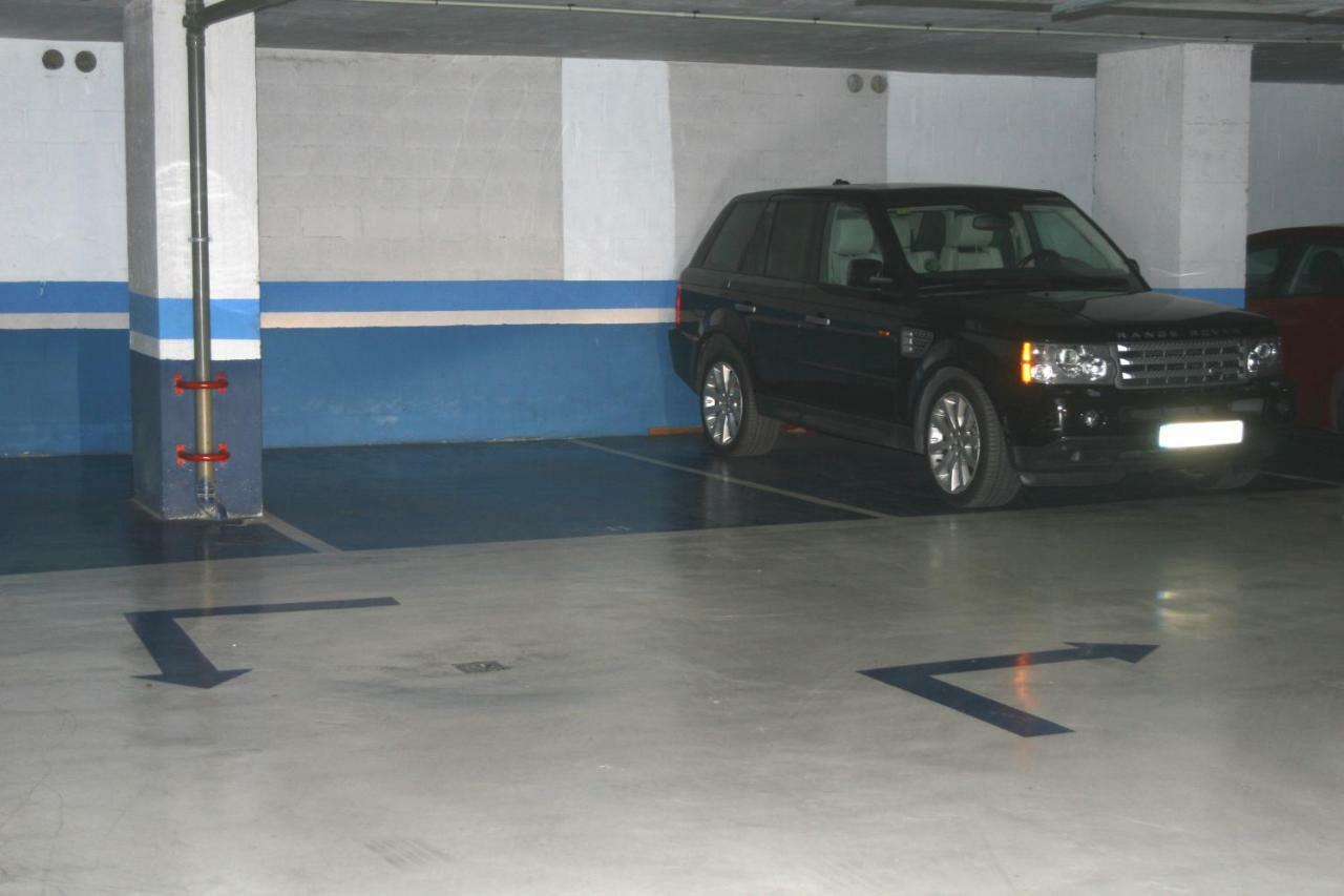 Apartamento Malaga Centro Y Playa-Parking Exterior photo